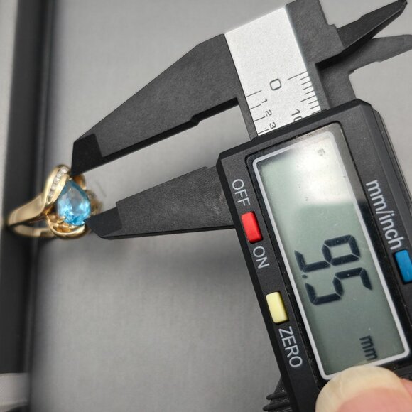 10K Yellow Gold Pear-Cut Sky-Blue Topaz & Diamond Accents Ring Size 7 4.66g - Picture 9 of 16